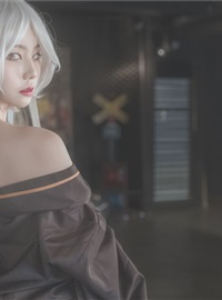 SAINT Photolife Yuna - Yuna Cos Vol.04 KDA Akali & Nier Automata 2B(40)